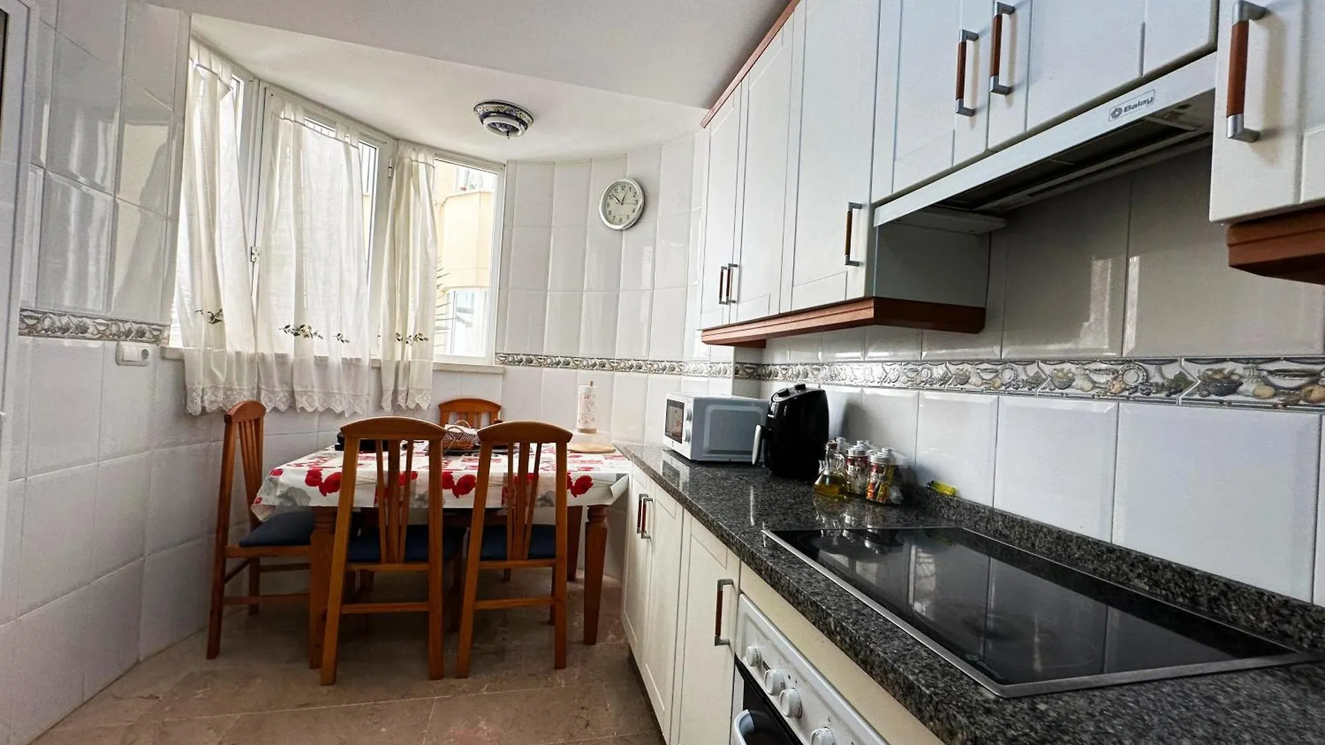 Lejlighed Bri - Amplio Apartamento Con Terraza, Piscina, Tenis, Padel, Playa A 5 Minutos Torremolinos Spanien