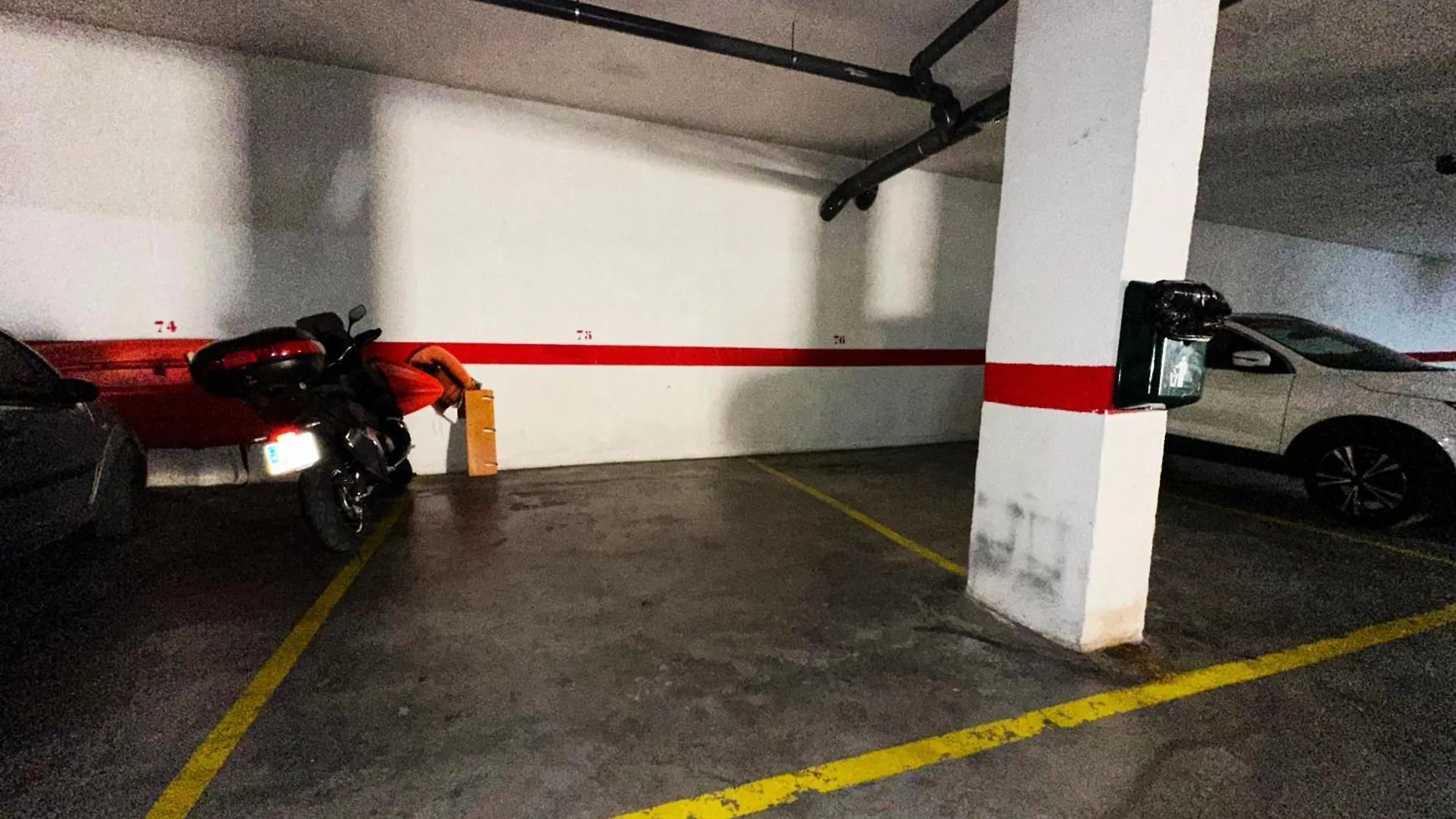 Lejlighed Bri - Amplio Apartamento Con Terraza, Piscina, Tenis, Padel, Playa A 5 Minutos Torremolinos