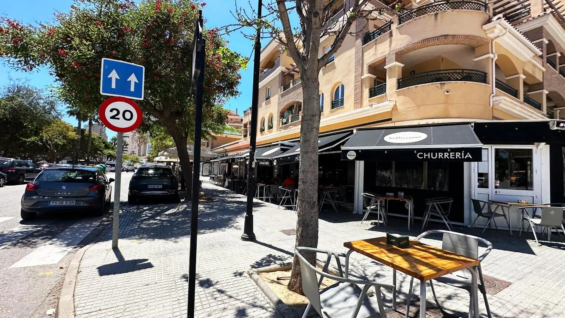 Bri - Amplio Apartamento Con Terraza, Piscina, Tenis, Padel, Playa A 5 Minutos Torremolinos Apartment